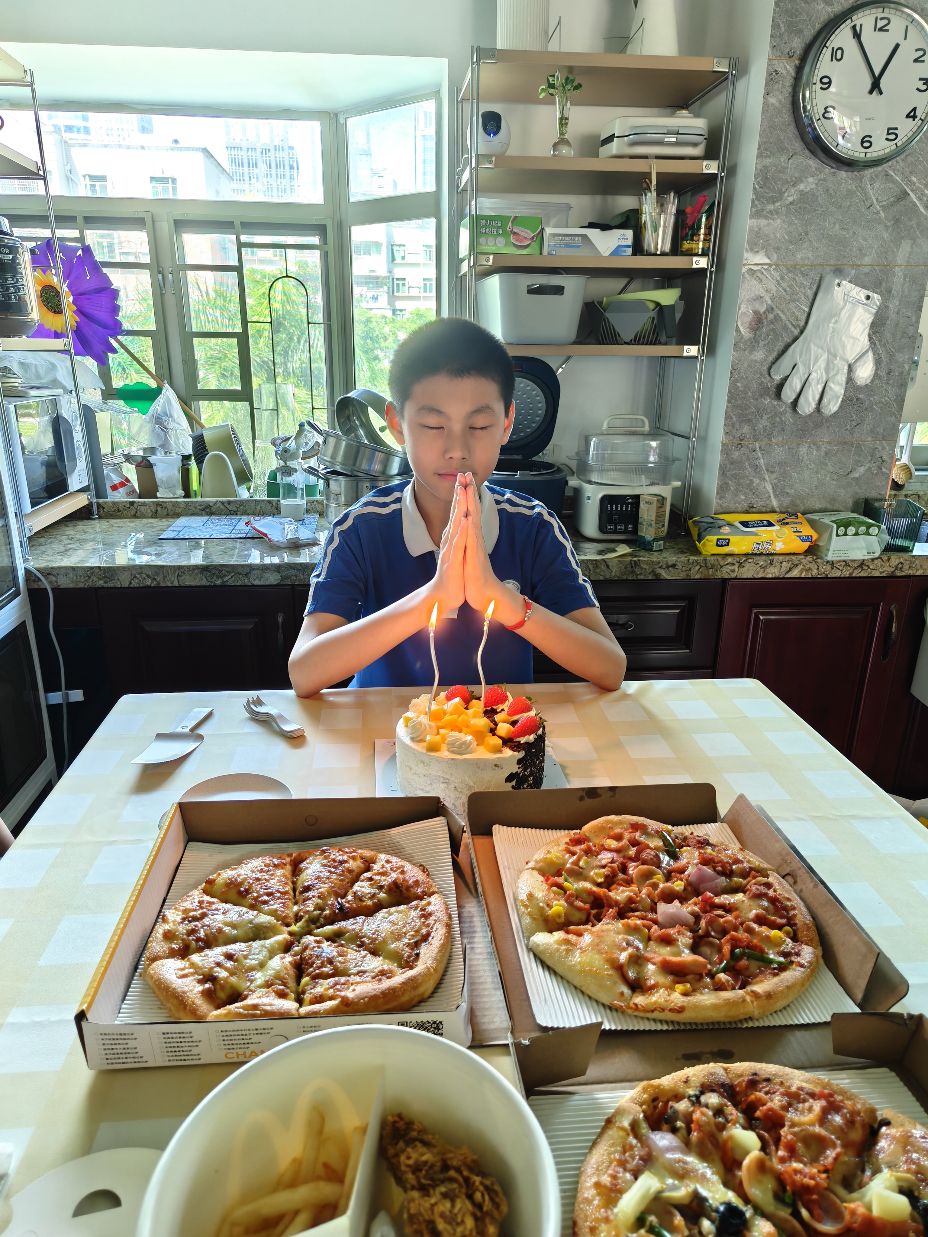 昊昊12周岁，生日快乐天天开心！